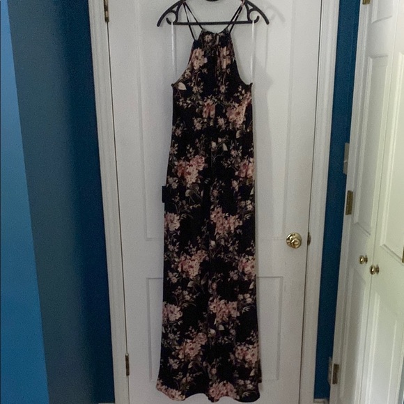 Floral Halter Maxi Dress - Picture 5 of 5